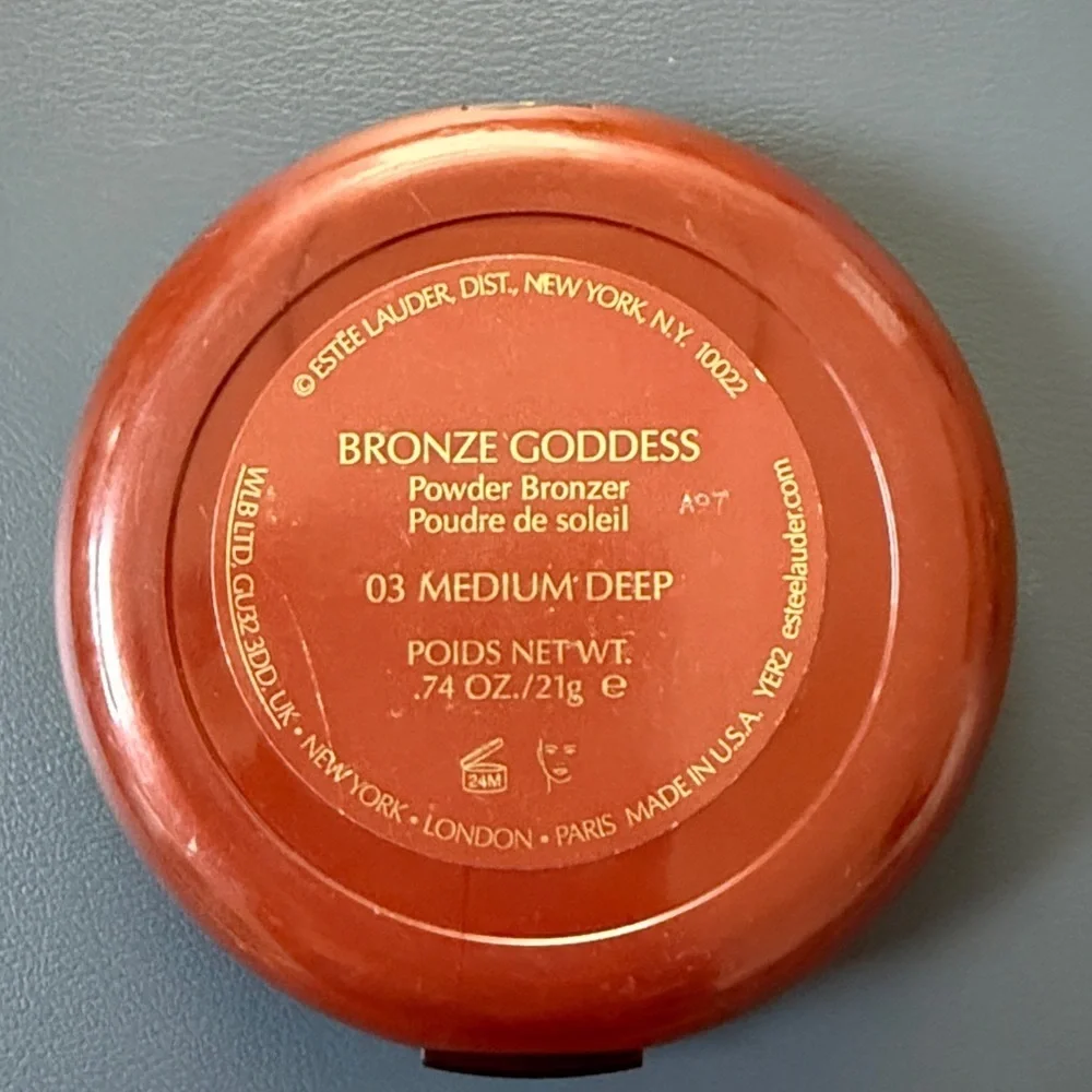 Estee Lauder Bronze goddess bronzer shade 03 medium deep